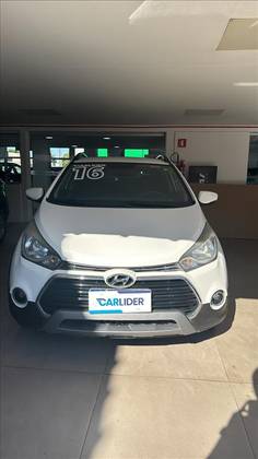 HYUNDAI HB20X 1.6 16V STYLE FLEX 4P MANUAL HYUNDAI HB20X 1.6 16V STYLE FLEX 4P MANUAL